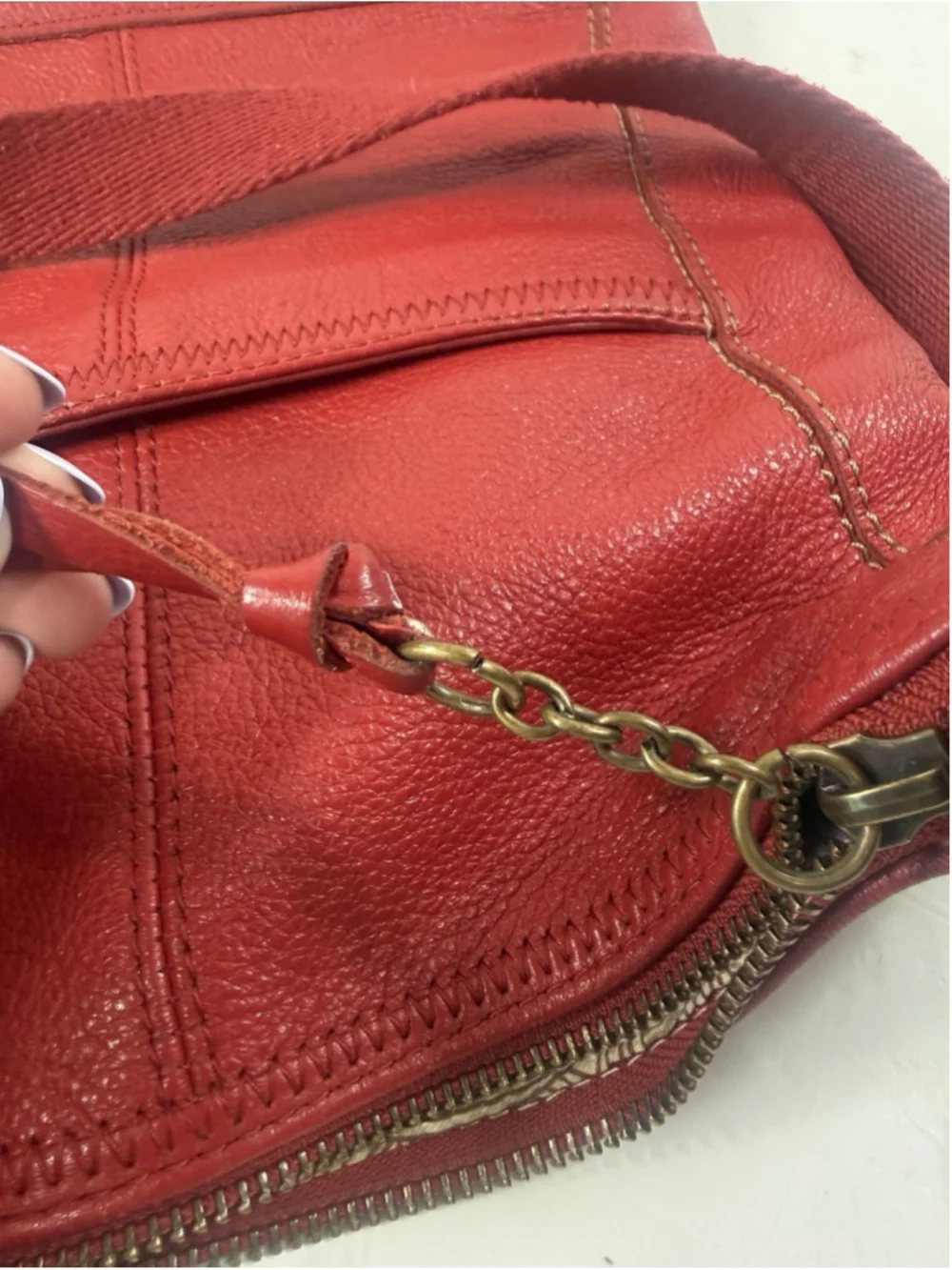 The Sak Iris Red Pebble Leather Brass Tone Crossbody Shoulder Bag EUC MSRP $129